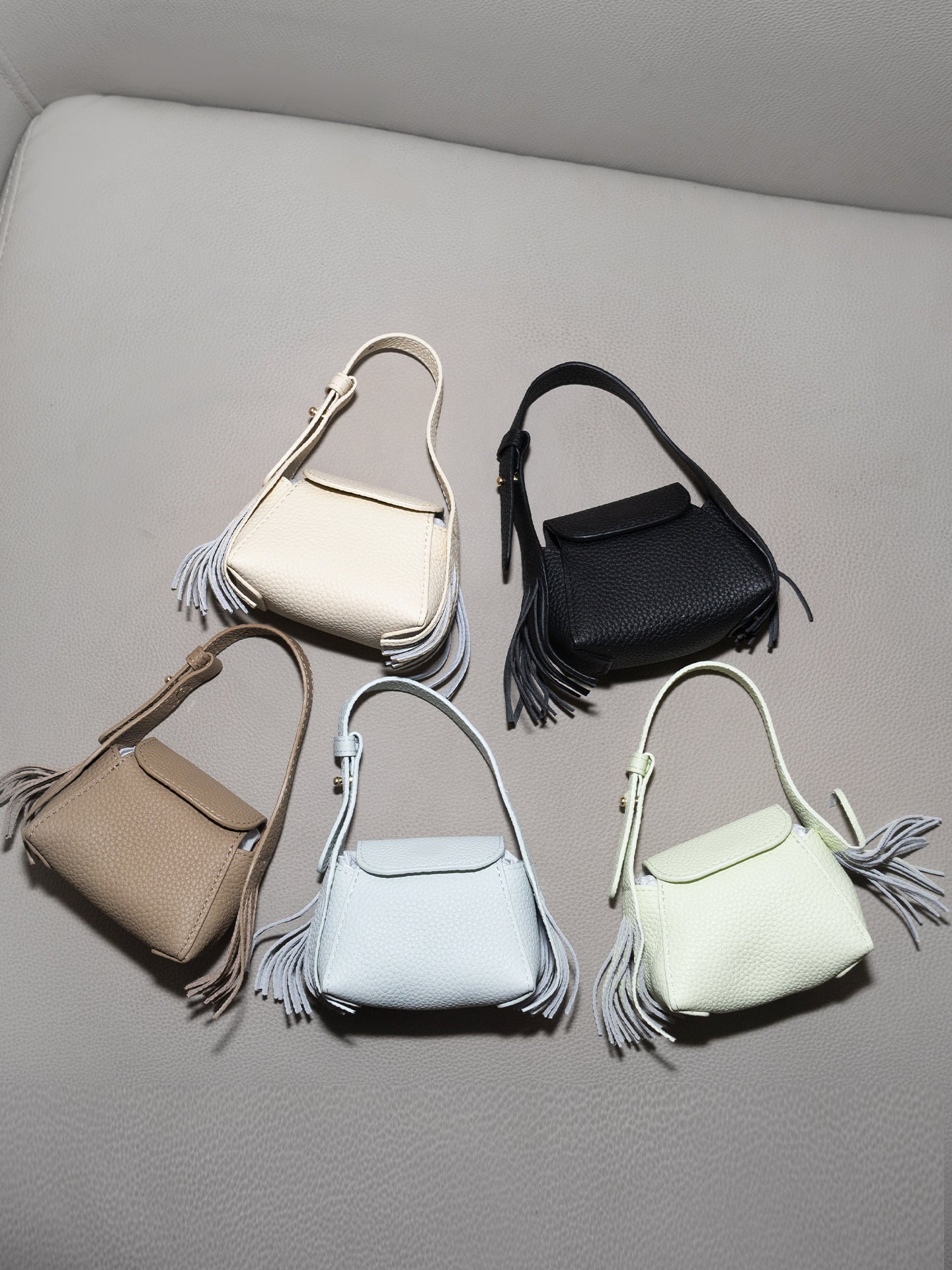 Special Offer Manufacturer Direct Supply Bag Pendant Accessories Mini Bag Genuine Leather Mouth Red Envelope Earphone Bag Hanging Accessories Earphone Bag Pendant