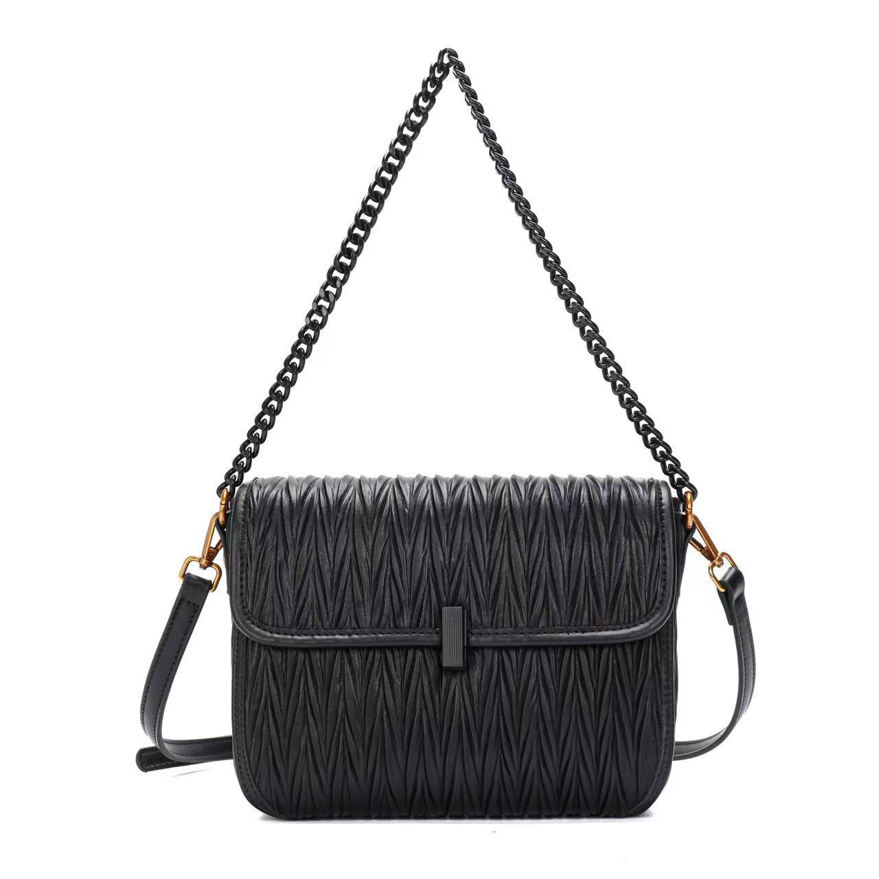 2025 New Fashionable Versatile Folding Shoulder Underarm Bag Simple and Versatile Designer Style Chain Bag Cross border Style