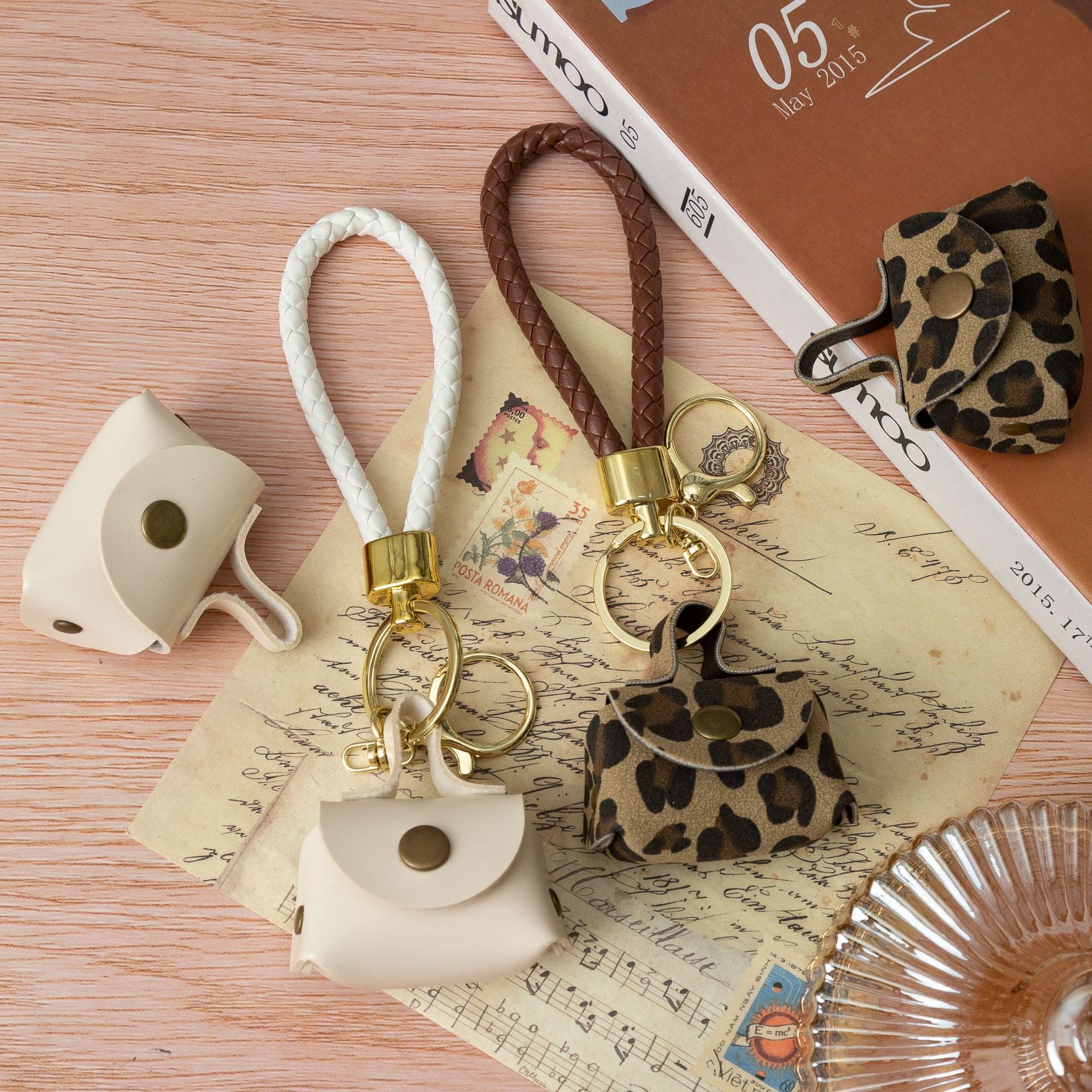 New Creative Zero Wallet Keychain Cute Girl Bag Pendant Car Keychain Backpack Hanger Small Gift