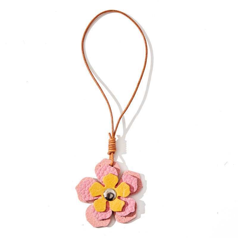Personalized creative flower chain pendant, colorful bag hanging decoration, fresh, simple, cute handmade jewelry bag hanging decoration