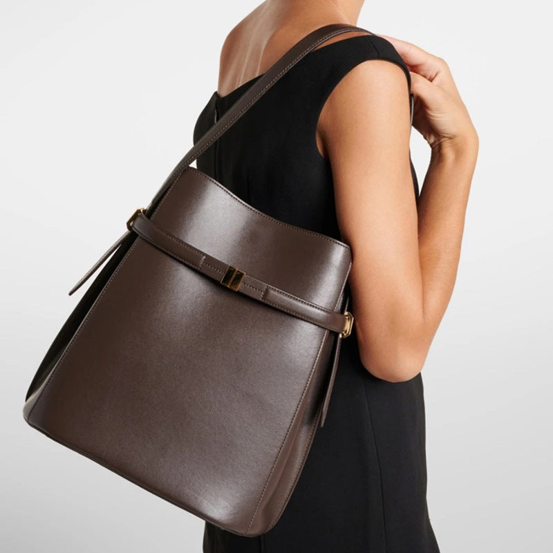 Toteme Original Bucket Bag in Full-Grain Leather | Swedish Minimalist Underarm & Top-Handle Bag for Women