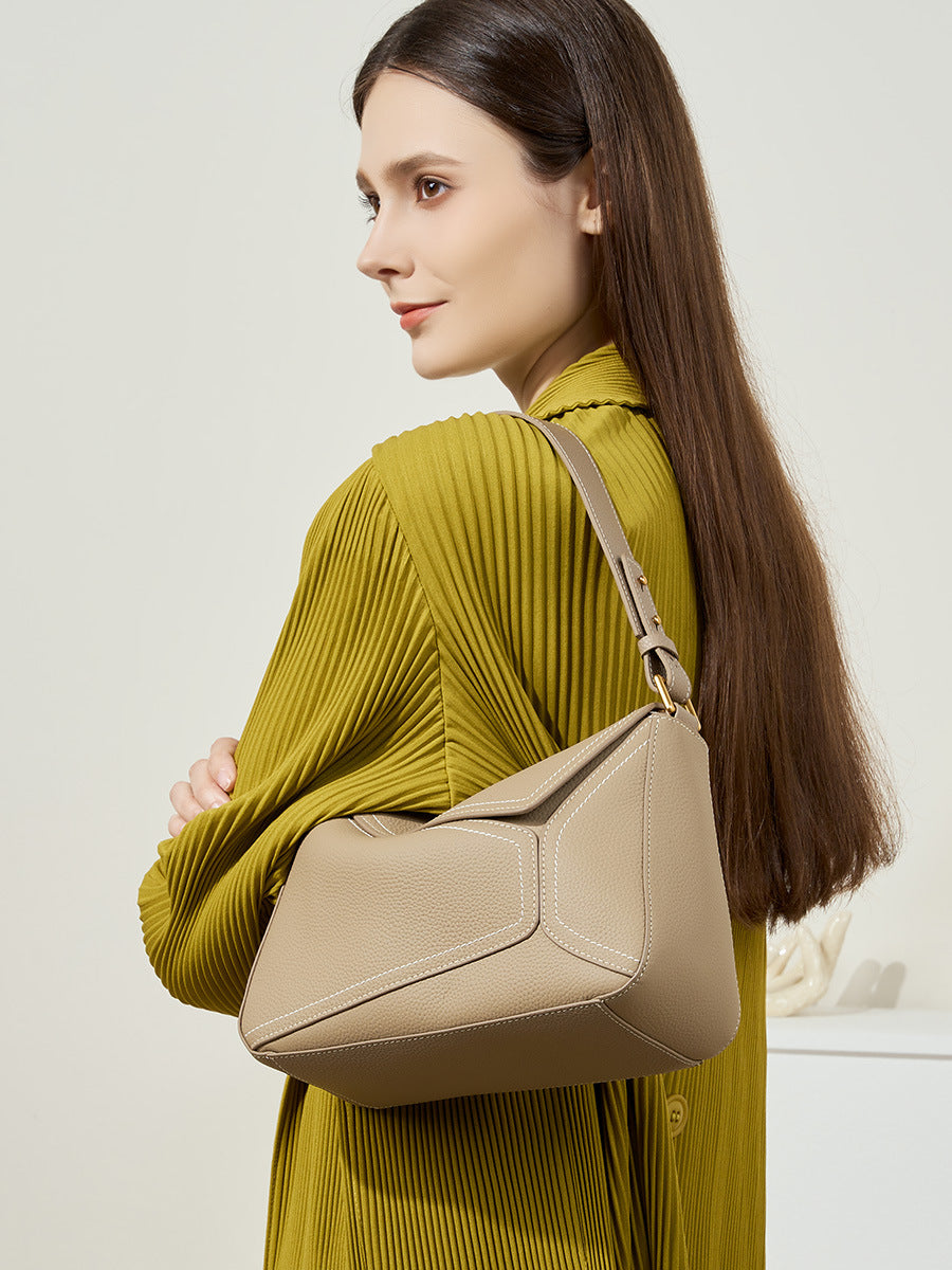 Bag for Women 2025 New Single Shoulder Underarm Bag Geometric Bag for Women Genuine Leather Pillow Cover Layer Leather Crossbody Commuter Bag