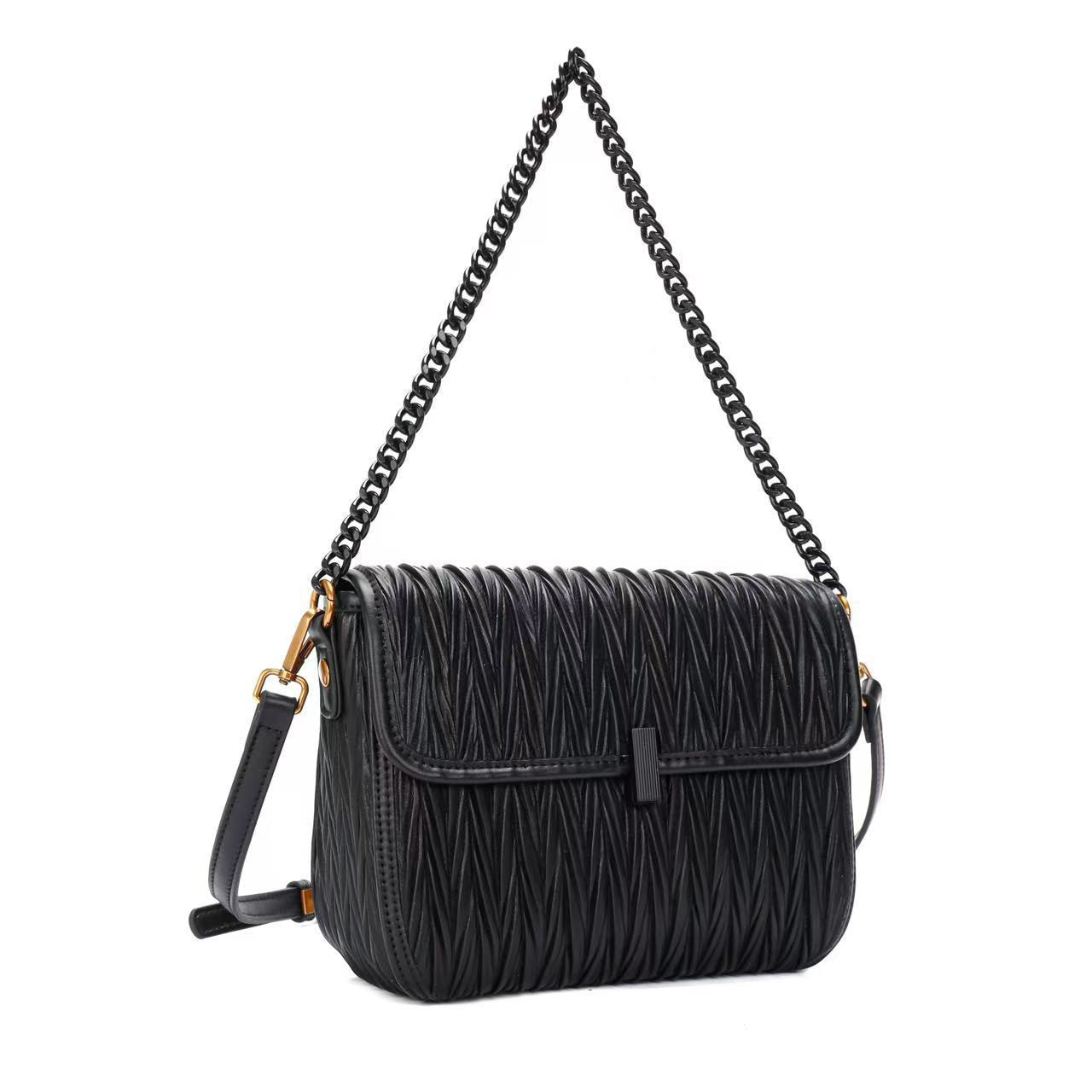 2025 New Fashionable Versatile Folding Shoulder Underarm Bag Simple and Versatile Designer Style Chain Bag Cross border Style